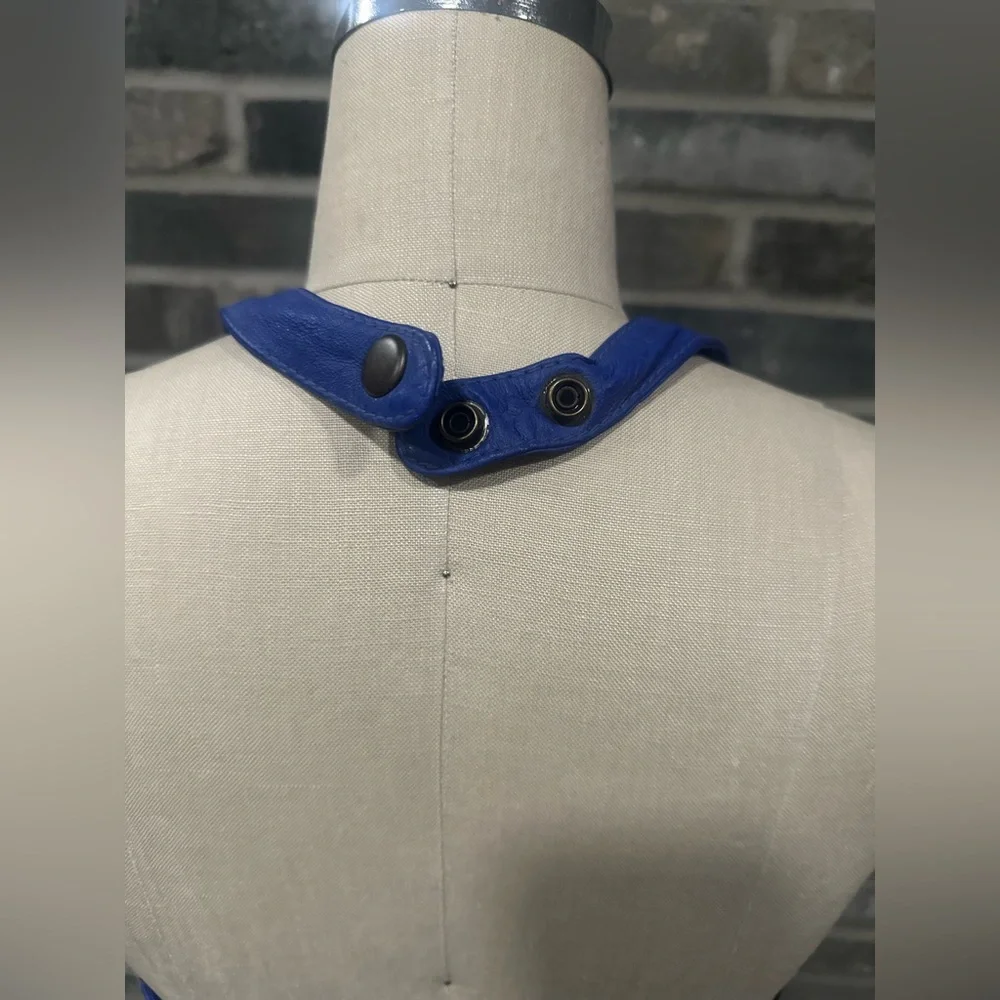 New Wilson Blue Leather and Black Lycra Dress. - Picture 7 of 14